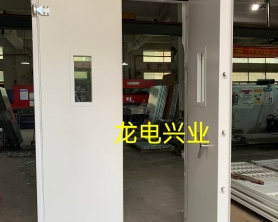 福建泉州某石化 防爆門  做法：雙開   帶玻璃視窗、自動關門裝置