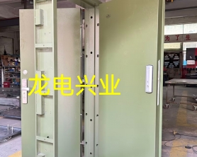 廣西北海某部庫(kù)房雙層防護(hù)門(mén)  防爆門(mén)  一框兩門(mén)做法   內(nèi)層門(mén)配三環(huán)電子門(mén)禁系統(tǒng)